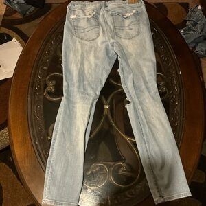 American Eagle Outfitters Light Wash Distressed Skinny Jeans